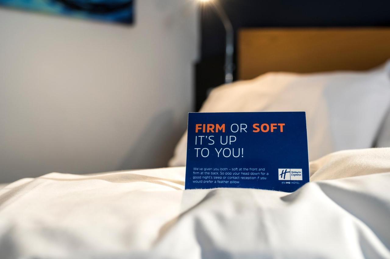 Holiday Inn Express Inverness By Ihg Buitenkant foto