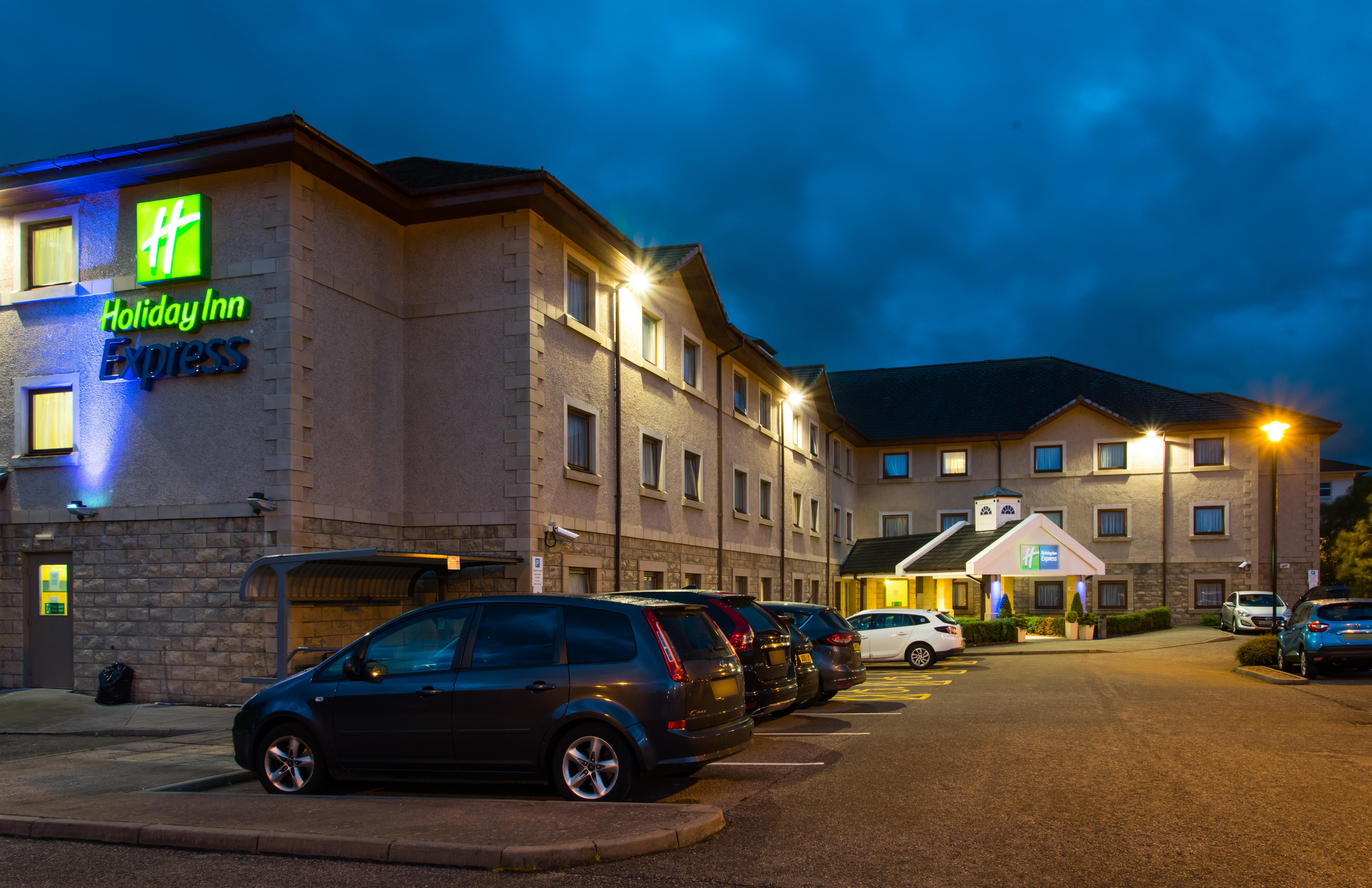Holiday Inn Express Inverness By Ihg Buitenkant foto