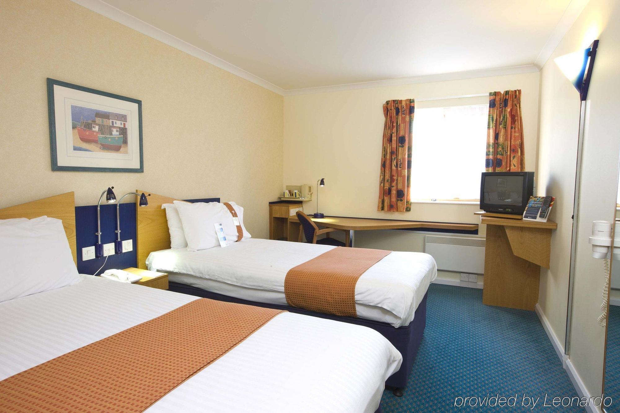 Holiday Inn Express Inverness By Ihg Buitenkant foto