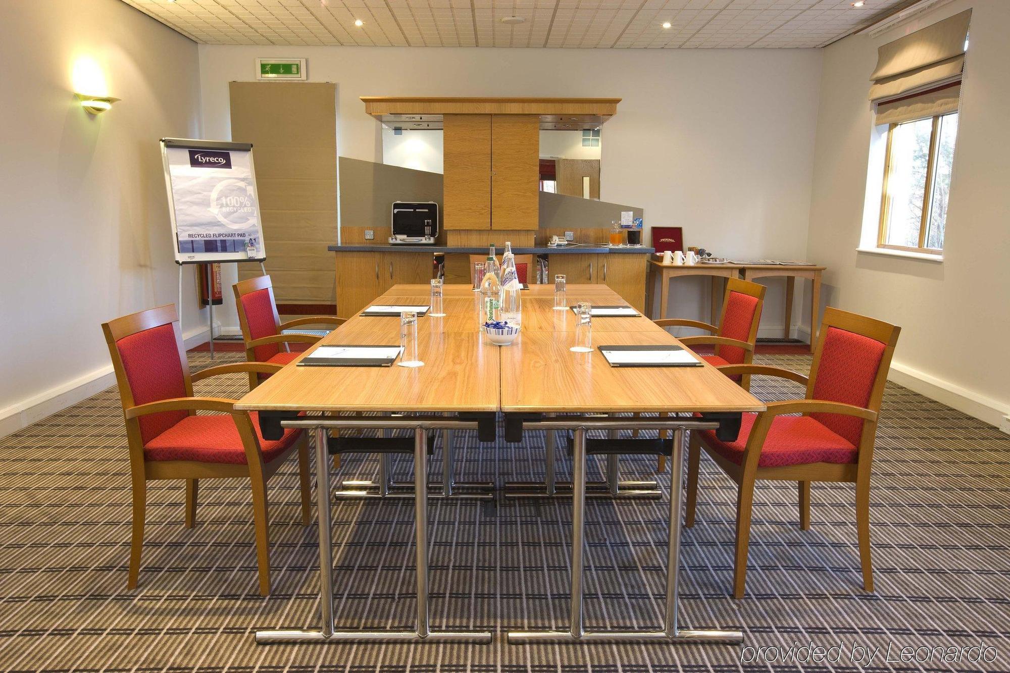Holiday Inn Express Inverness By Ihg Buitenkant foto