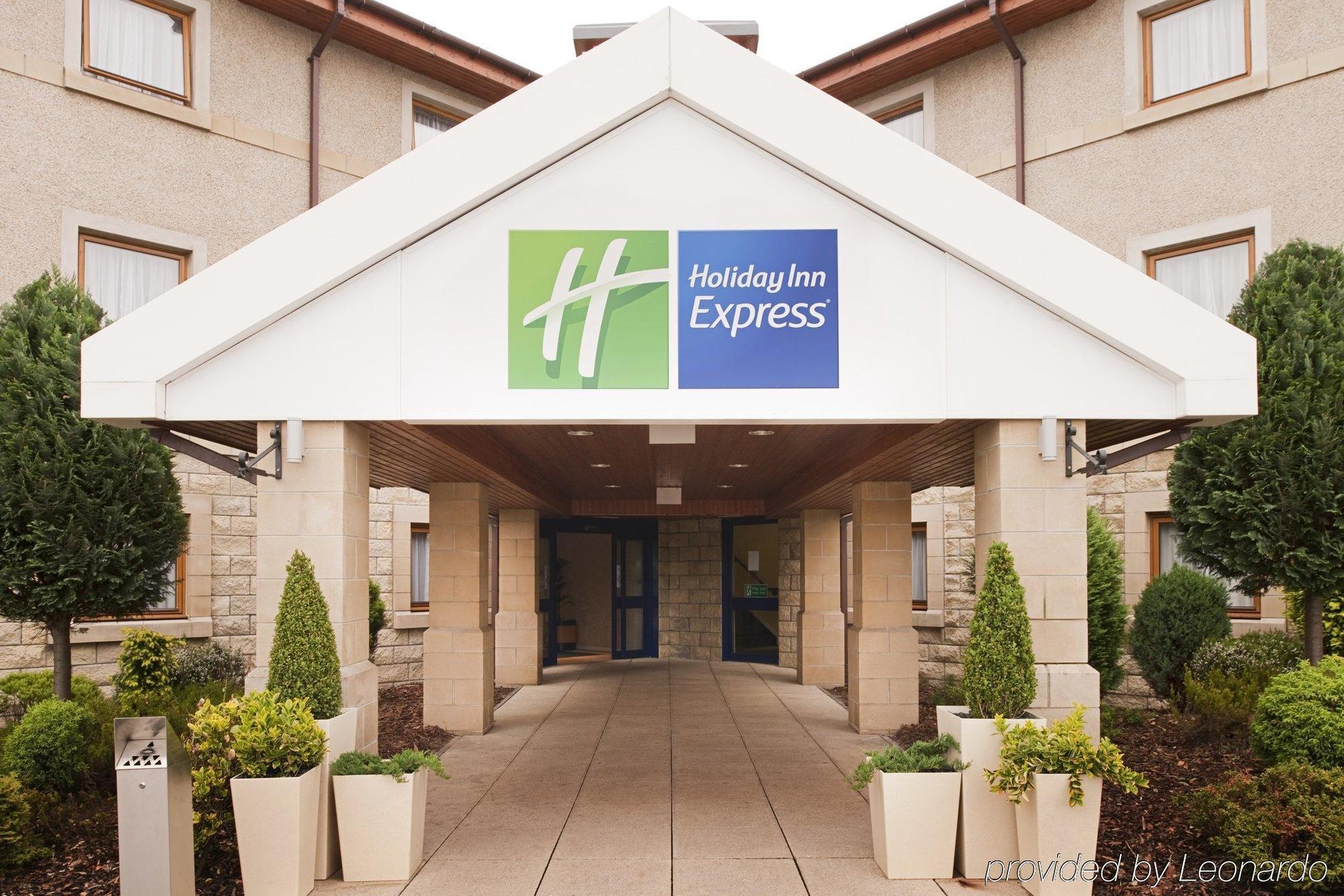 Holiday Inn Express Inverness By Ihg Buitenkant foto